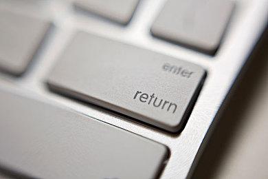 金属朋克类魂游戏《钢之崛起》延期 9月8日发售